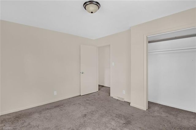 8225 Easley Road, Walnut Cove, NC 27052