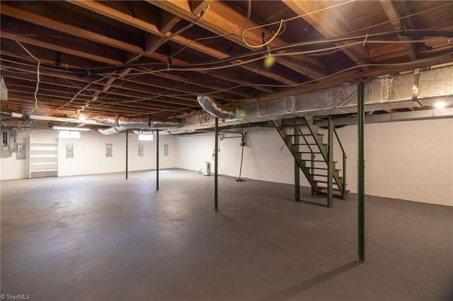 8225 Easley Road, Walnut Cove, NC 27052