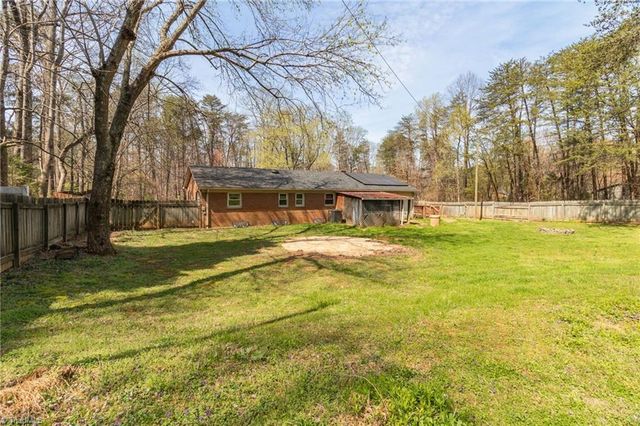 8225 Easley Road, Walnut Cove, NC 27052