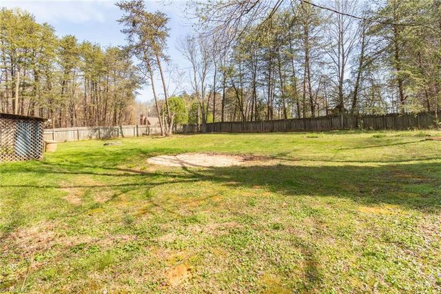 8225 Easley Road, Walnut Cove, NC 27052