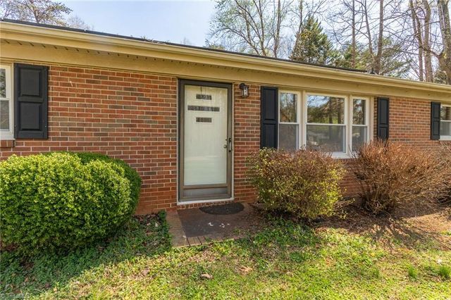 8225 Easley Road, Walnut Cove, NC 27052