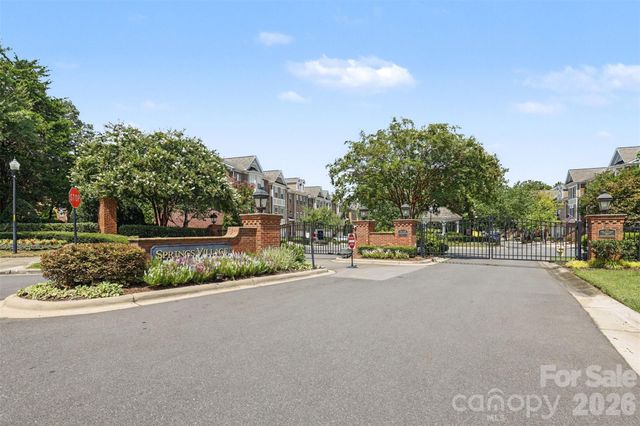 3251 Luke Crossing Drive, Charlotte, NC 28226