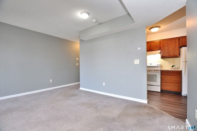 3 Concorde Way B1, Windsor Locks, CT 06096