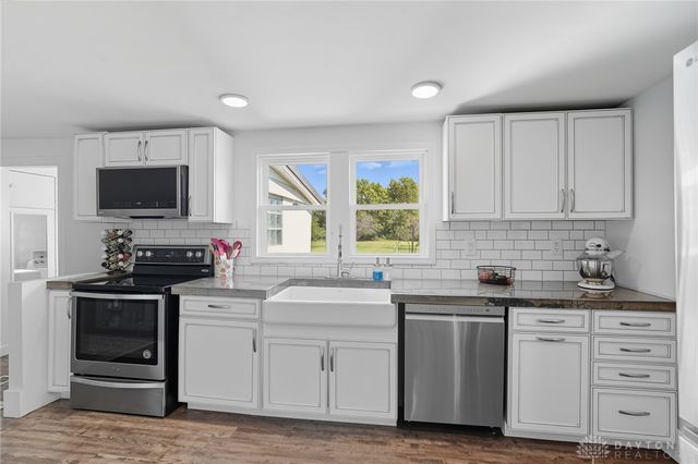 8080 Township Line Road, Waynesville, OH 45068