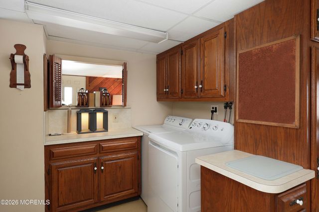 22 E Sea Way, Lavallette, NJ 08735