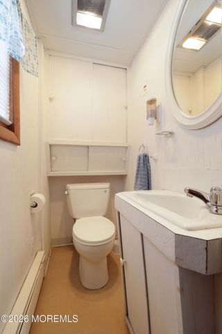 22 E Sea Way, Lavallette, NJ 08735