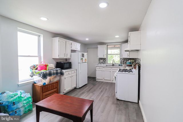 442 CRESCENT ST, Harrisburg, PA 17104