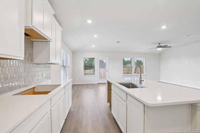 205 Bark Hollow Avenue, Cibolo, TX 78108