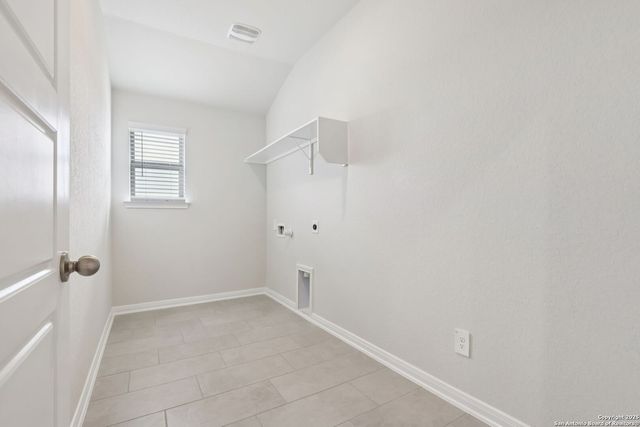 205 Bark Hollow Avenue, Cibolo, TX 78108