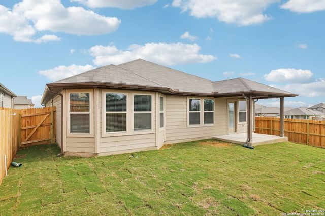 205 Bark Hollow Avenue, Cibolo, TX 78108