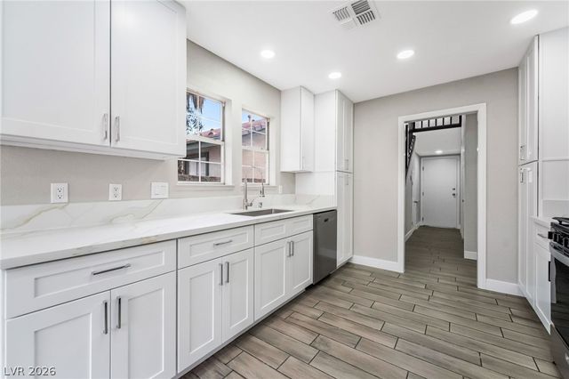 4025 Chalfont Court, Las Vegas, NV 89121