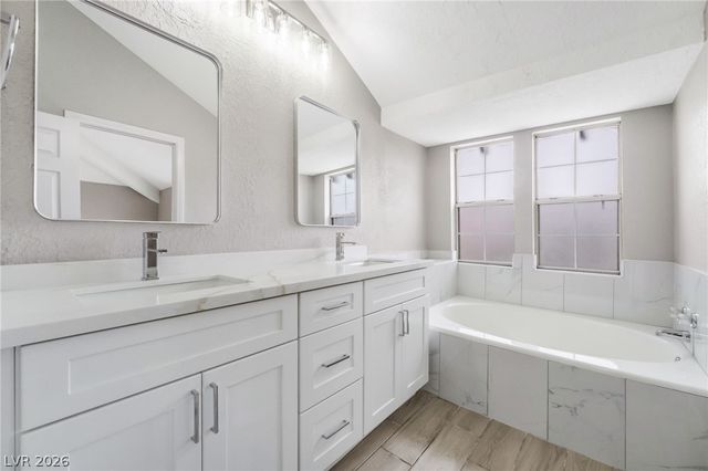 4025 Chalfont Court, Las Vegas, NV 89121