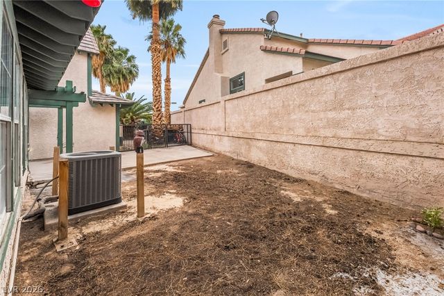 4025 Chalfont Court, Las Vegas, NV 89121