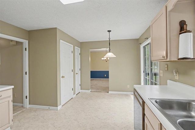 3468 Erin Glen NW, Kennesaw, GA 30152