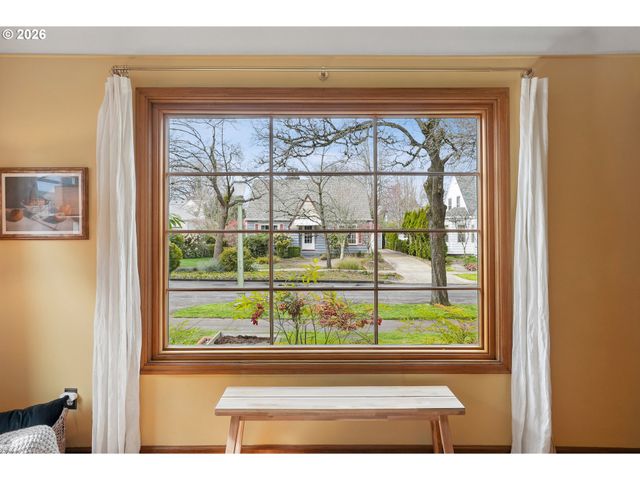 7436 N SEWARD Ave, Portland, OR 97217