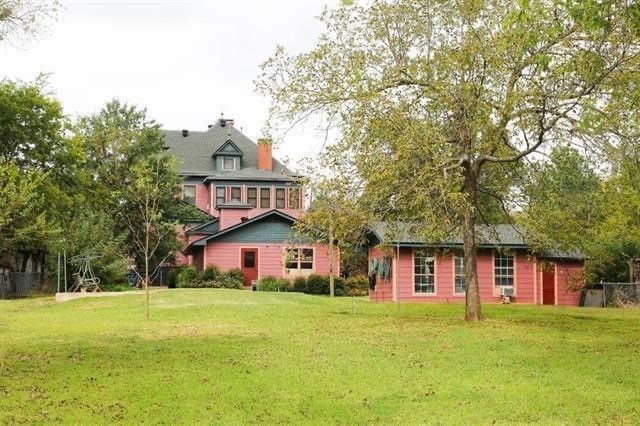 433 W Washington Street, Paris, TX 75460