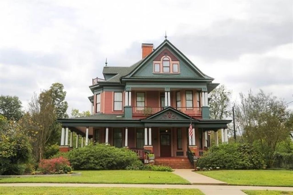 433 W Washington Street, Paris, TX 75460