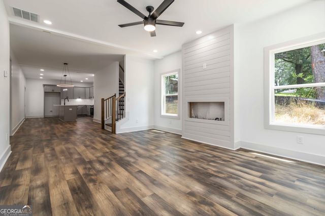2884 Thompson Circle, Decatur, GA 30034