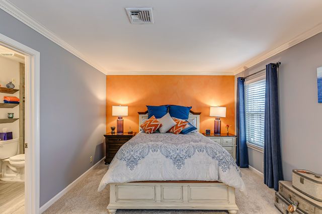 142 Academy Sq, Nashville, TN 37210