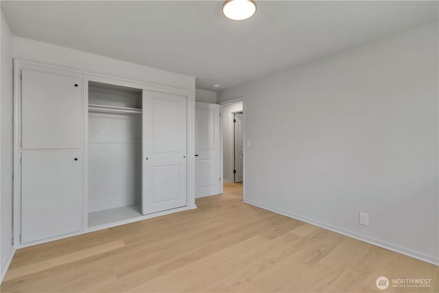 1122 E Filbert Street, Kent, WA 98030