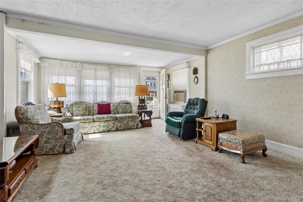 93-27 207th Street, Queens Village, NY 11428 — photo 4