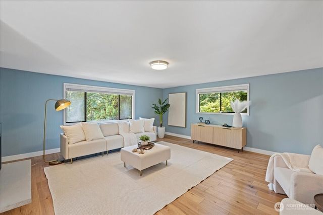 6632 NE 196th Street, Kenmore, WA 98028