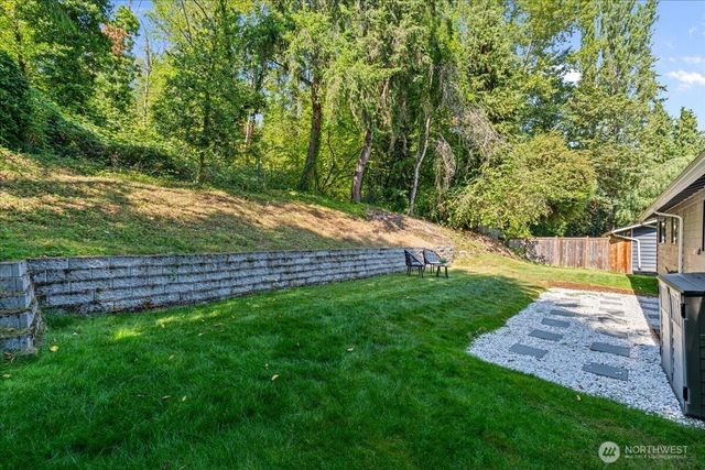 6632 NE 196th Street, Kenmore, WA 98028