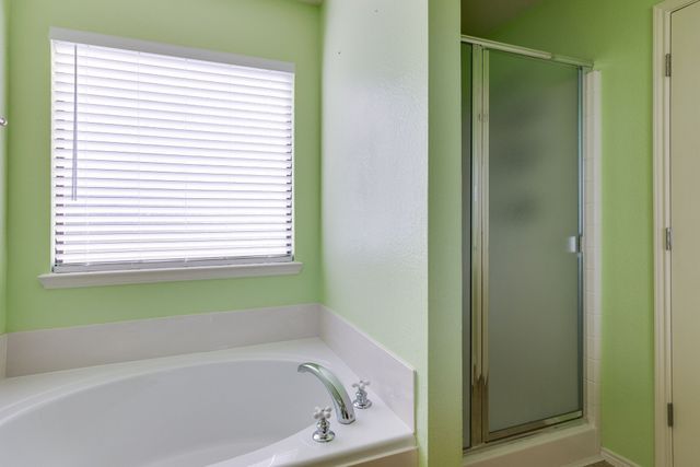 13048 Fencerow Road, Fort Worth, TX 76244