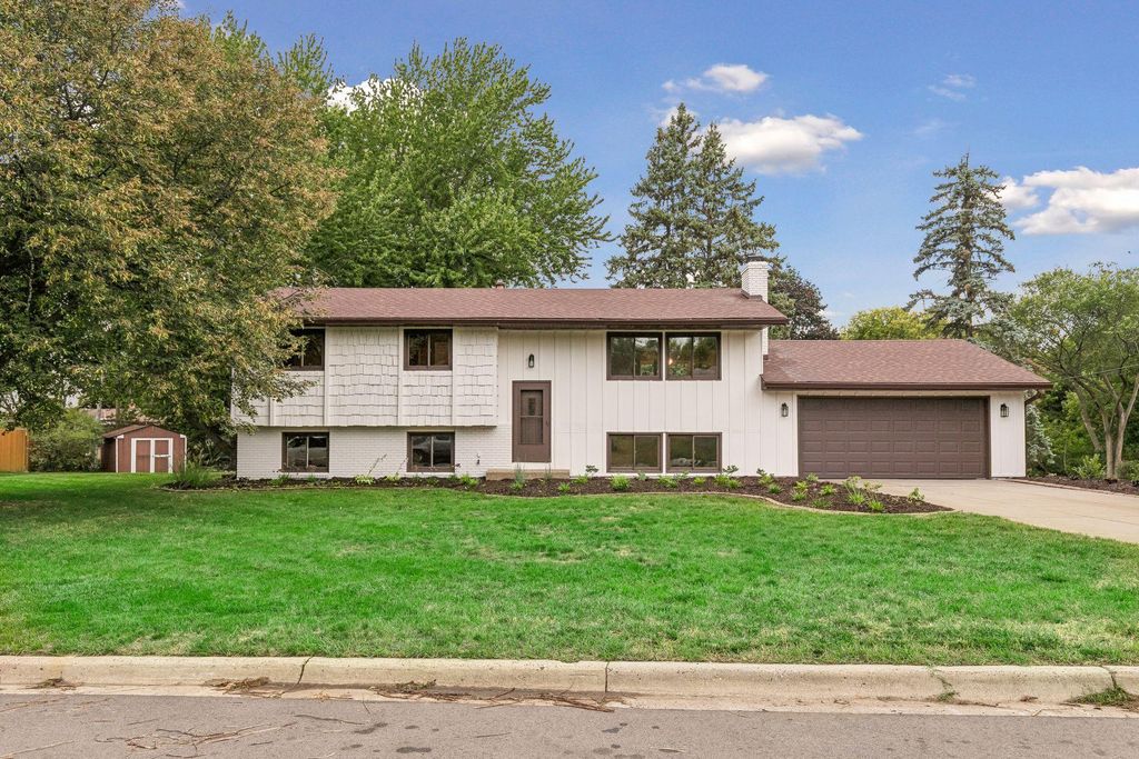 963 Marnie Street S, Maplewood, MN 55119 — photo 2
