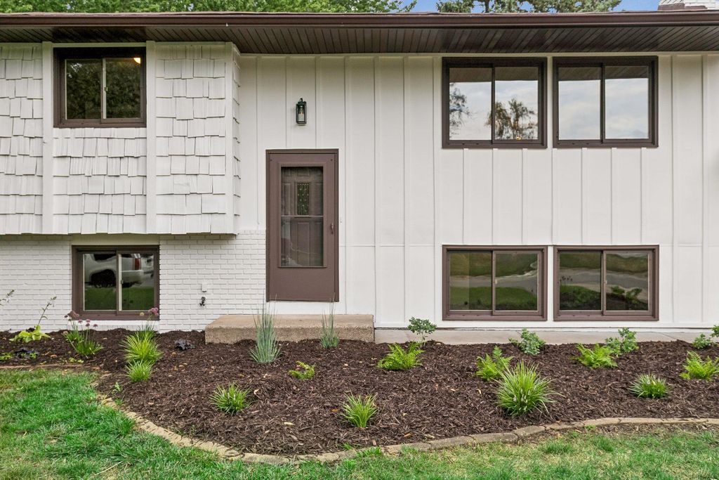963 Marnie Street S, Maplewood, MN 55119 — photo 5