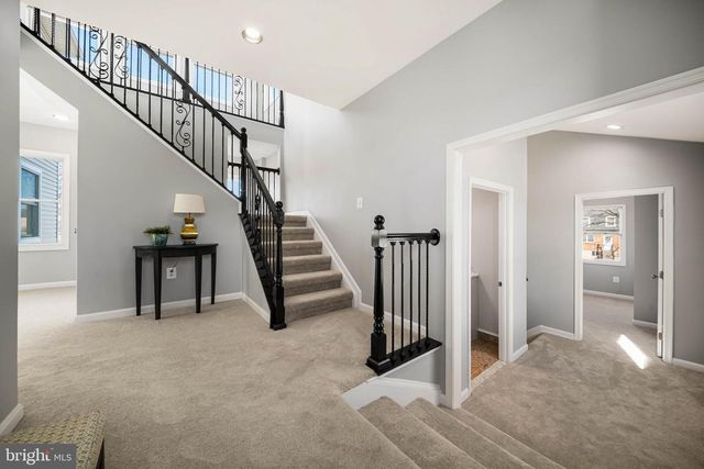 8101 SHORE RD, Baltimore, MD 21222