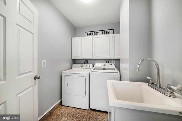 8101 SHORE RD, Baltimore, MD 21222