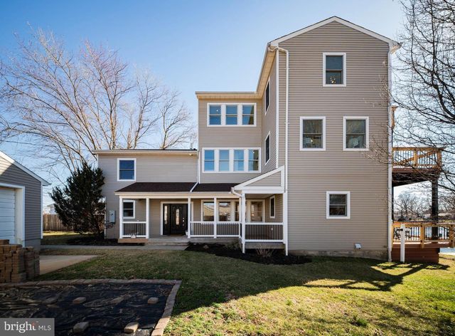 8101 SHORE RD, Baltimore, MD 21222