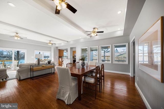 8101 SHORE RD, Baltimore, MD 21222