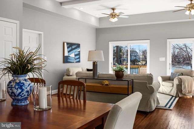 8101 SHORE RD, Baltimore, MD 21222