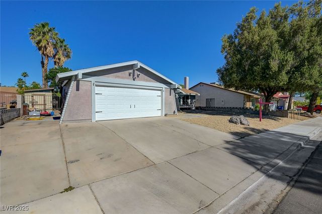 894 Dianne Drive, Boulder City, NV 89005