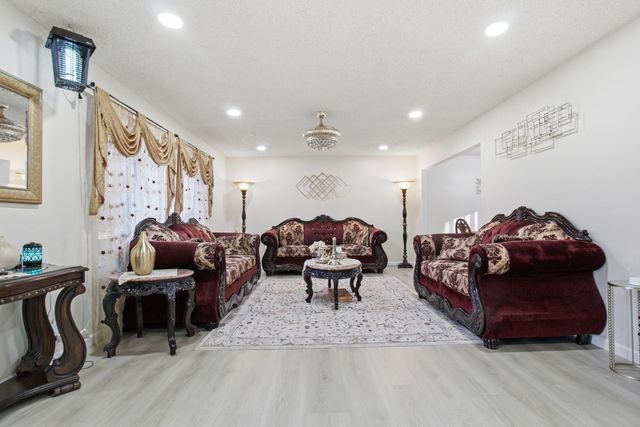 3640 Kiekebusch Ct, Carmichael, CA 95608