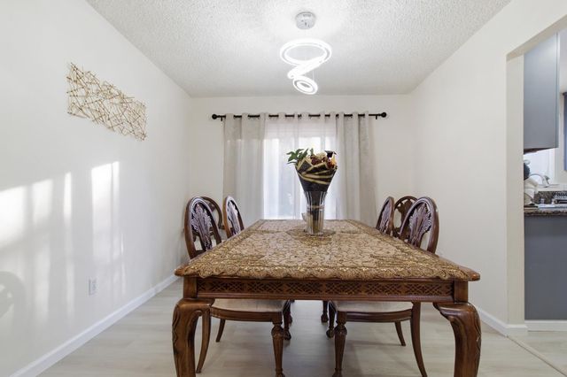 3640 Kiekebusch Ct, Carmichael, CA 95608