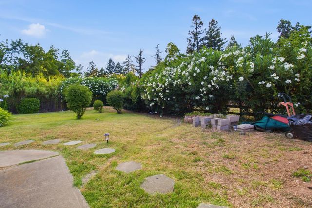 3640 Kiekebusch Ct, Carmichael, CA 95608