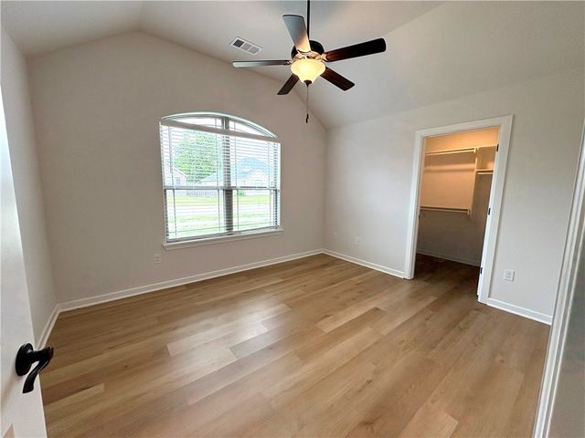 427 Tyler Road, Farmington, AR 72730