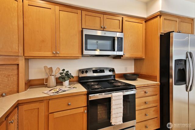 4996 Lilac Drive, Freeland, WA 98249