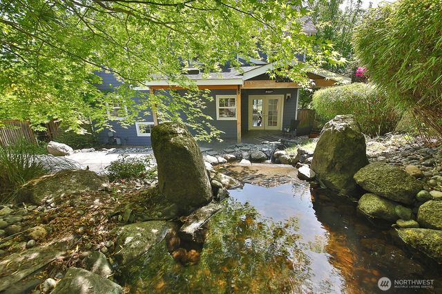 4996 Lilac Drive, Freeland, WA 98249