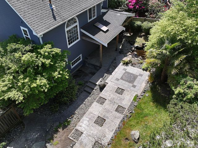 4996 Lilac Drive, Freeland, WA 98249