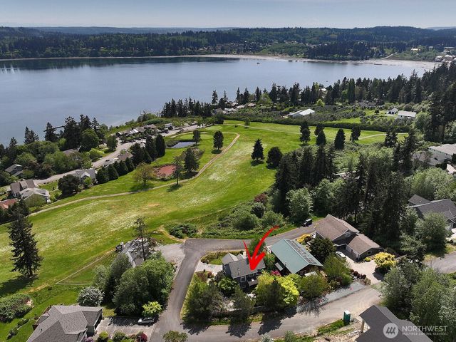 4996 Lilac Drive, Freeland, WA 98249