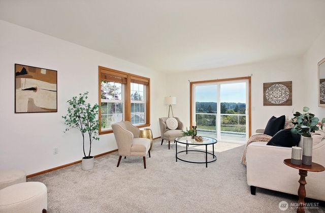 4996 Lilac Drive, Freeland, WA 98249
