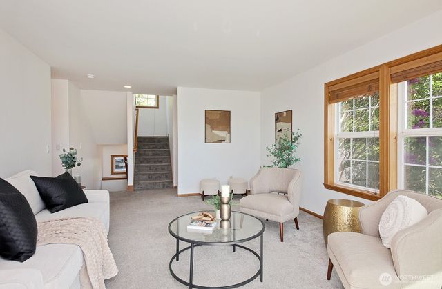 4996 Lilac Drive, Freeland, WA 98249