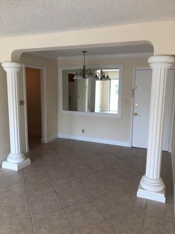 3040 NE 16TH Avenue 303, Oakland Park, FL 33334