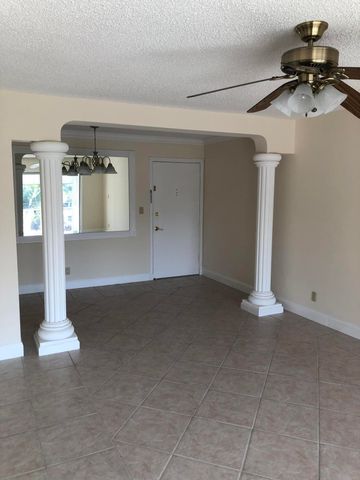 3040 NE 16TH Avenue 303, Oakland Park, FL 33334