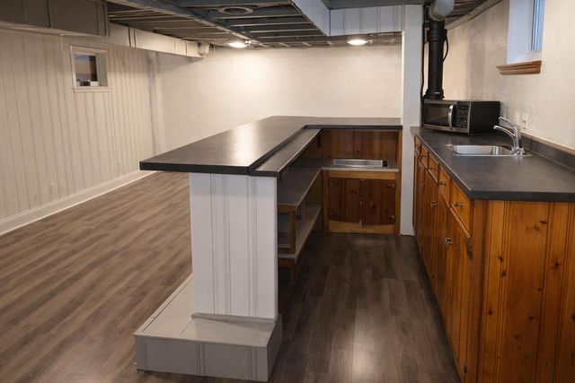 222 Broadmoor Avenue, Munster, IN 46321