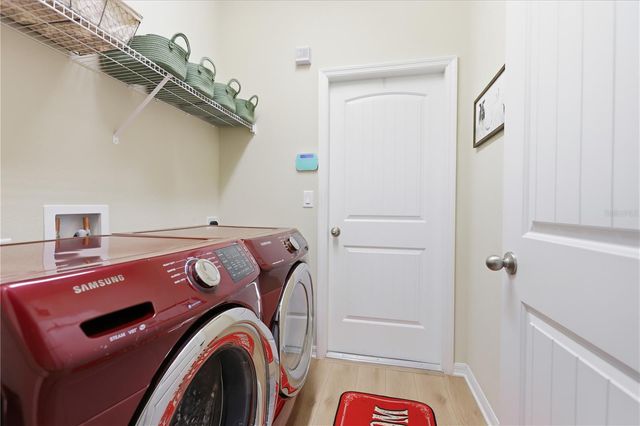 2200 N CLARA AVENUE, Deland, FL 32720